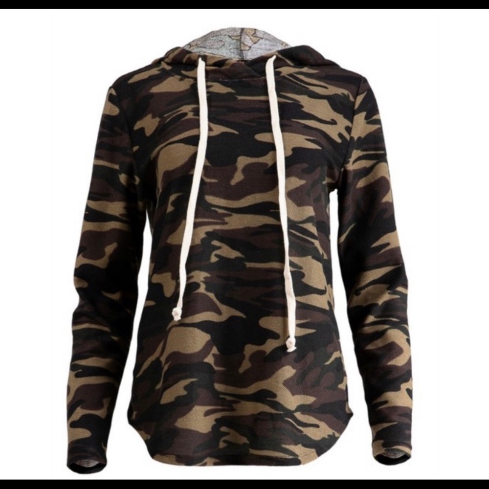 Tunic style camo hoodie